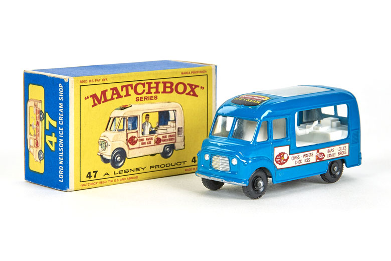 Matchbox 47 Commer Ice Cream Canteen