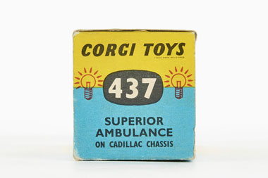 Corgi Toys 437 Superior Ambulance on Cadillac Chassis OVP